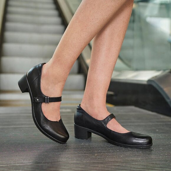 NEW DANSKO Leather Callista Comfort Mary Jane Flats in black for women 825 5t3 - Picture 1 of 10
